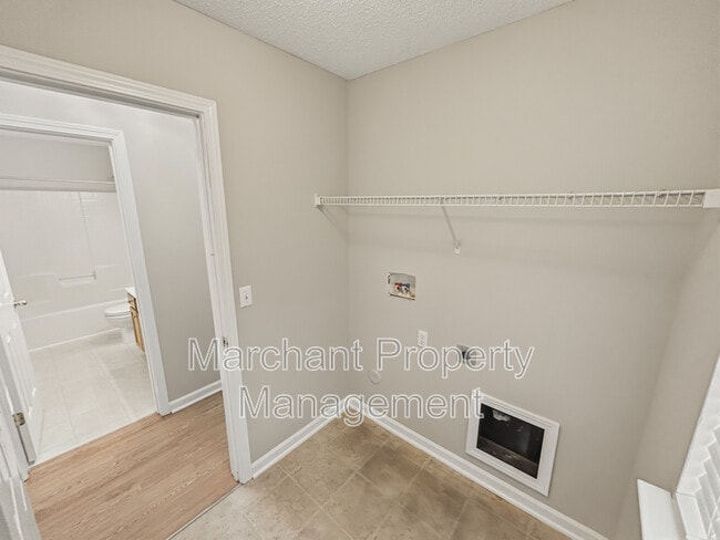 Building Photo - 776 Waterbrook Ln