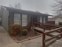 Building Photo - 3625 NW 18th St