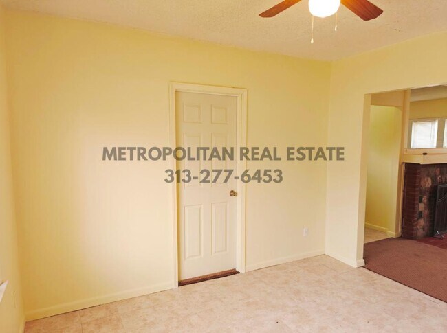 Building Photo - 35130 June Dr