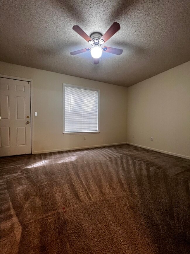 Building Photo - 2534 Emerald Ridge Loop