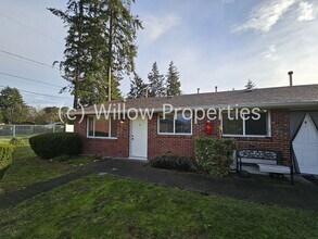 Building Photo - Cozy one bedroom duplex