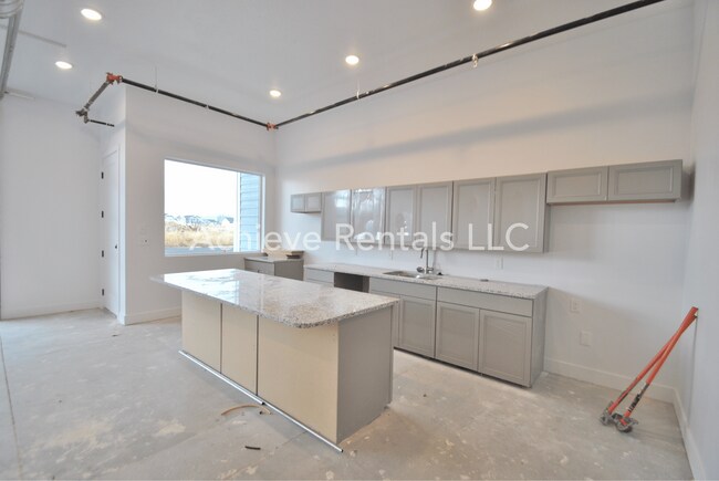 Building Photo - Westfield Lofts - Bay 1