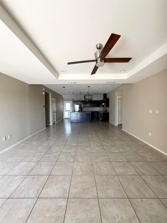 Building Photo - 5310 Hacienda Ln