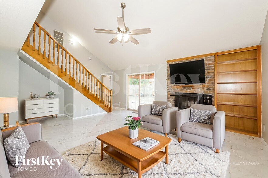 Building Photo - 1912 Dena Dr