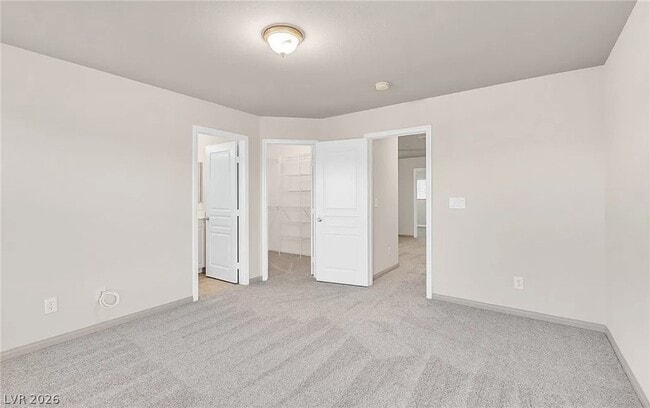 Building Photo - 4836 Golden Shimmer Ave