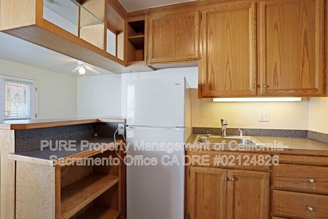 Building Photo - 7777 Uplands Way