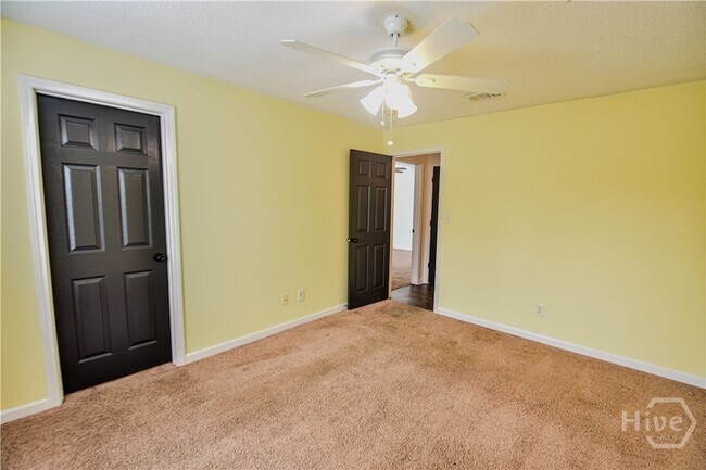 Building Photo - 5301 Walden Park Dr