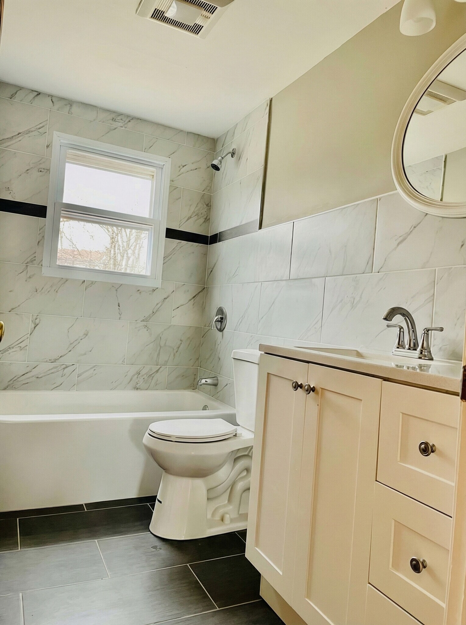 Building Photo - 65 Barbara Ln