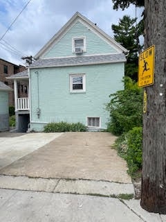 Building Photo - 328 Elgin Ave