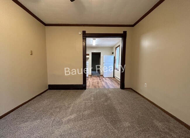 Building Photo - 313 Woodland Ave