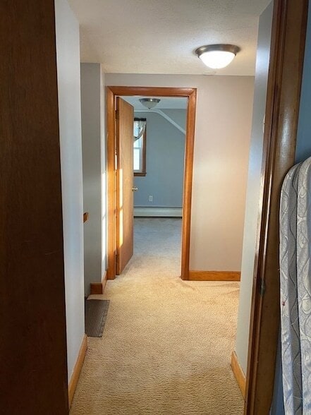 Building Photo - 16 Oakdale St