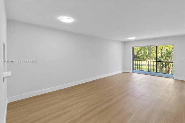 Building Photo - 7900 S Colony Cir