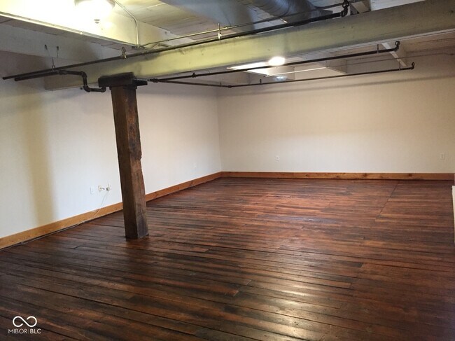 Building Photo - 501 Madison Ave