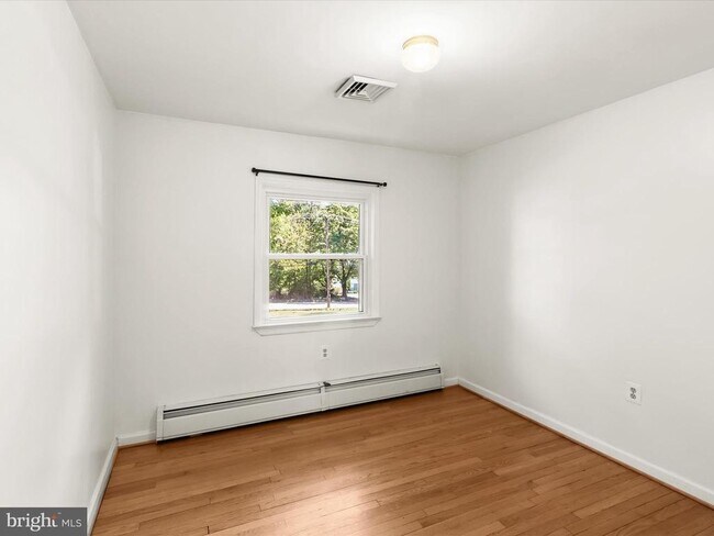 Building Photo - 3116 Bethany Ln