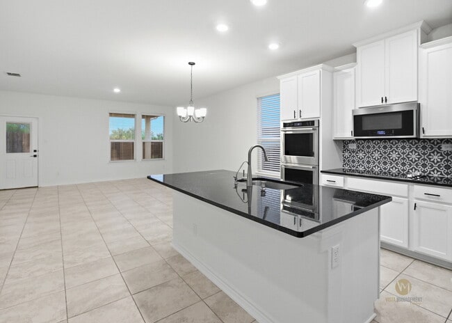 Building Photo - Spacious 4-Bedroom Home for Lease in Champions Manor – Medina Valley ISD!