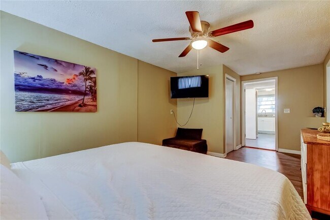 Building Photo - 12529 Mondragon Dr