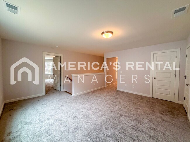 Building Photo - 101 Townmoor Ln
