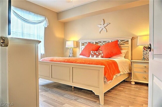 Building Photo - 8270 Pathfinder Loop