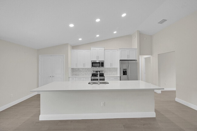 Building Photo - 16440 81st Ln N