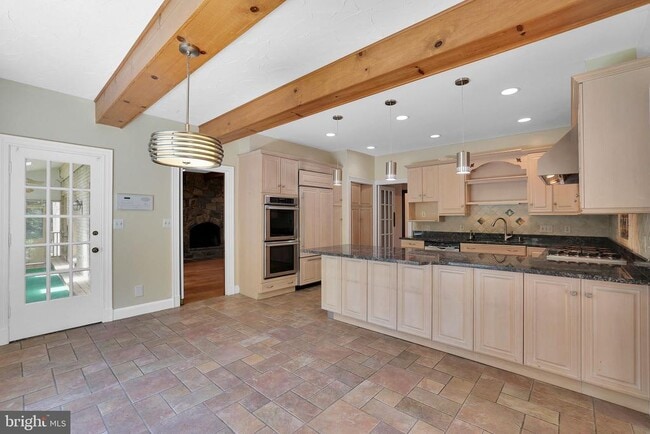 Building Photo - 8901 Iron Gate Ct