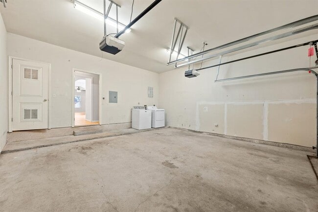 Building Photo - 2906 Pearl St