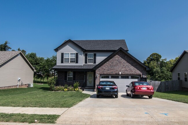 Primary Photo - Pet Friendly Three Bedroom!
