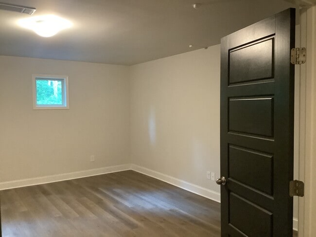 Building Photo - 1010 Victoria Walk Ln