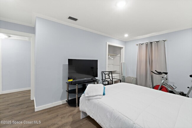 Building Photo - 250 Alabama Ave