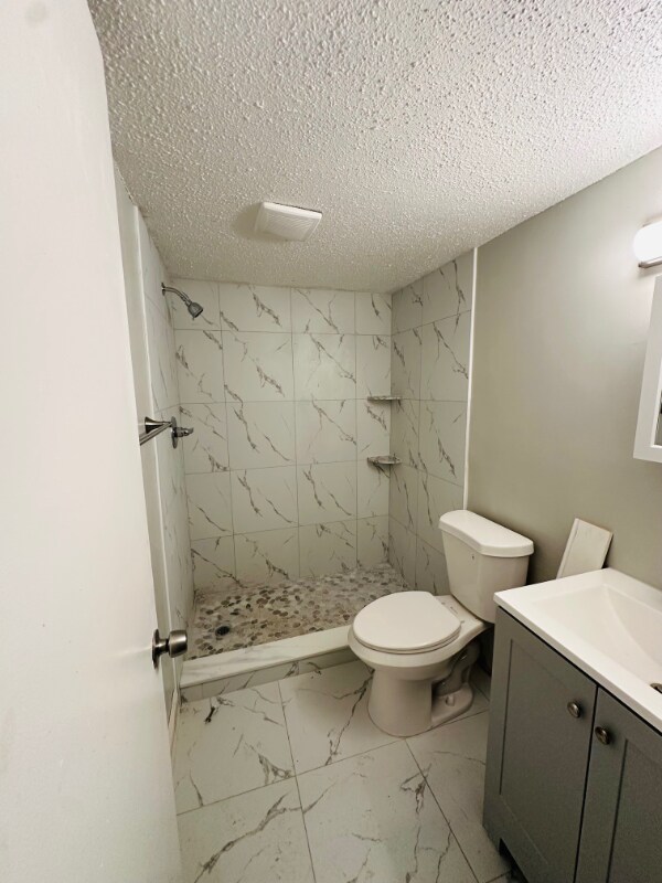 Building Photo - 618 93rd Ave N