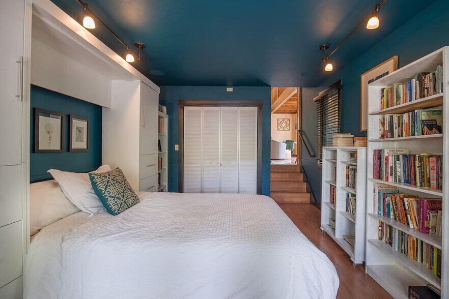 Building Photo - 15 Juniper Village Dr