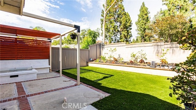 Building Photo - 19036 Singingwood Cir