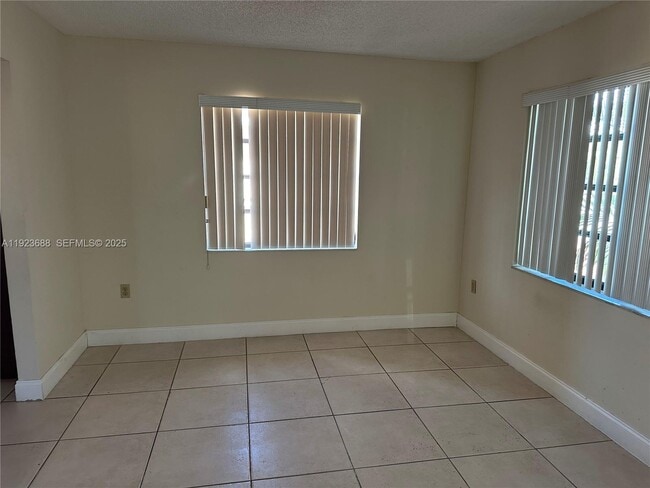 Building Photo - 4864 NW 4th Terrace