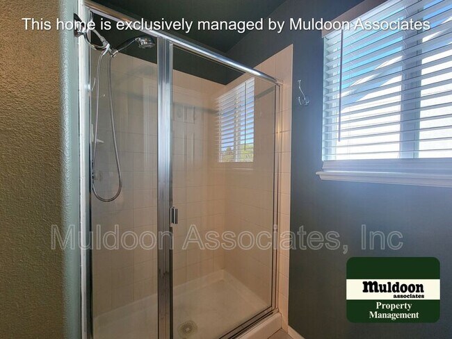 Building Photo - 6677 Wild Indigo Dr