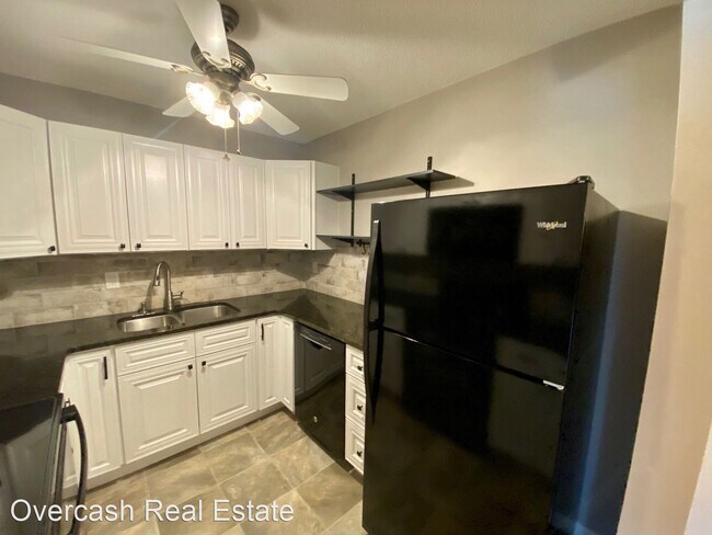 Building Photo - 2 br, 2 bath House - 123 Carriage House Drive