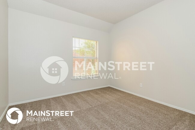 Building Photo - 2825 Clearmeadow Dr