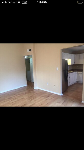 Building Photo - 1718 Hunters Trail