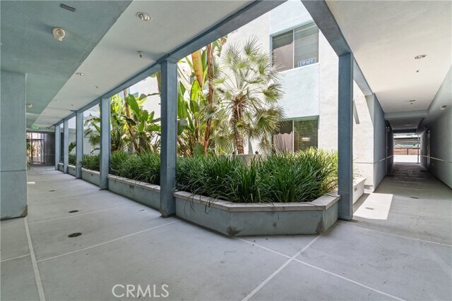 Building Photo - 13337 Beach Ave