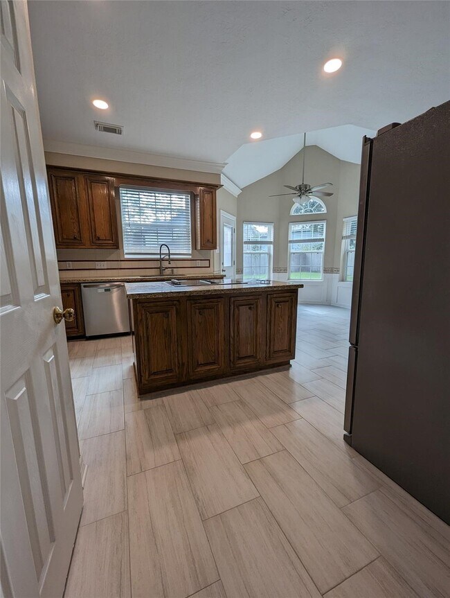 Building Photo - 20406 Chadbury Park Dr