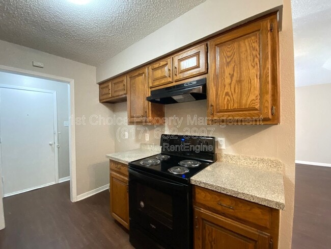 Building Photo - 1118 Landsdale Ln