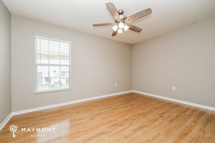 Building Photo - 2502 Brownwood Dr