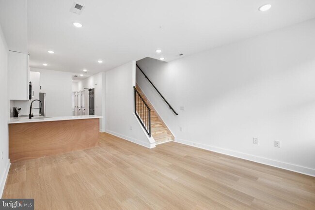 Building Photo - 2506 N 12th St