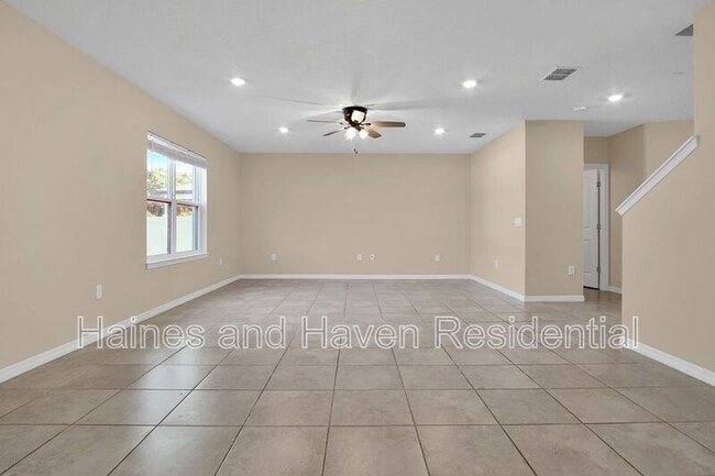 Building Photo - 1042 Michelangelo Ln