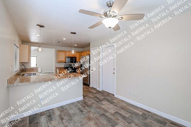 Building Photo - 13009 W Redfield Rd
