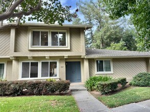 Building Photo - 1142 Arbor Vista Way