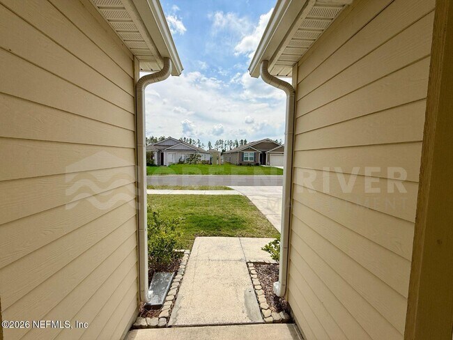 Building Photo - 2038 Garrison Wy