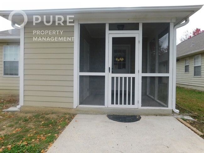 Building Photo - 1011 Wyndham Ln