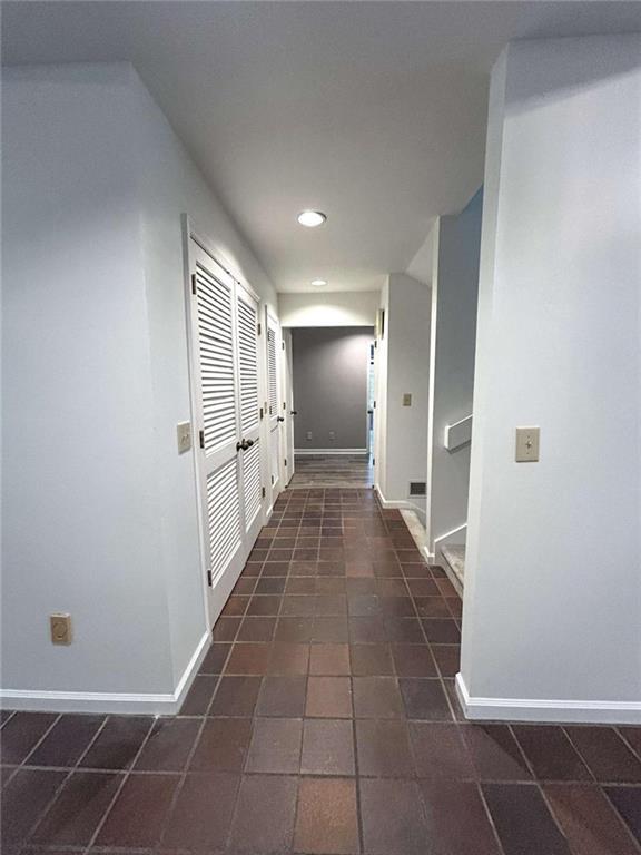 Building Photo - 6480 Burdett Dr NW