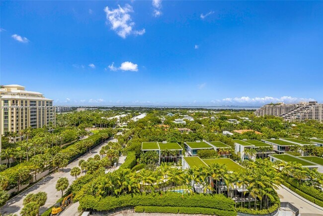 Building Photo - 360 Ocean Dr