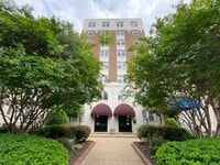 Building Photo - Have Breakfast at Tiffany's! Cozy Studio a...