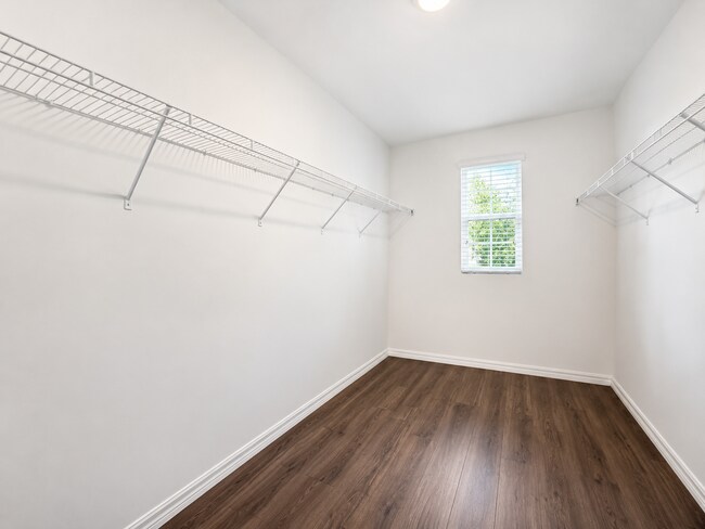 Building Photo - 1016 Ashentree Dr